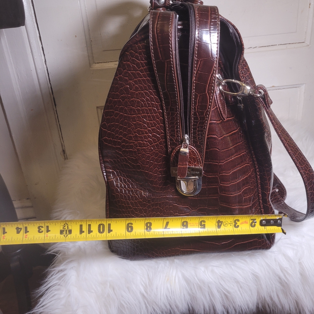 Vtg Brown Crocodile Embossed Bag/Weekender/Work NWTS - Picture 10 of 11